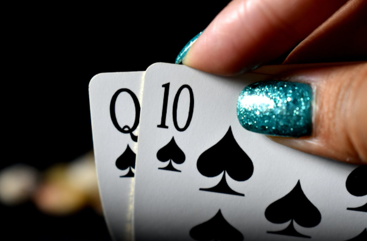 Outsmart Your Opponents With These Poker Cheating Tricks