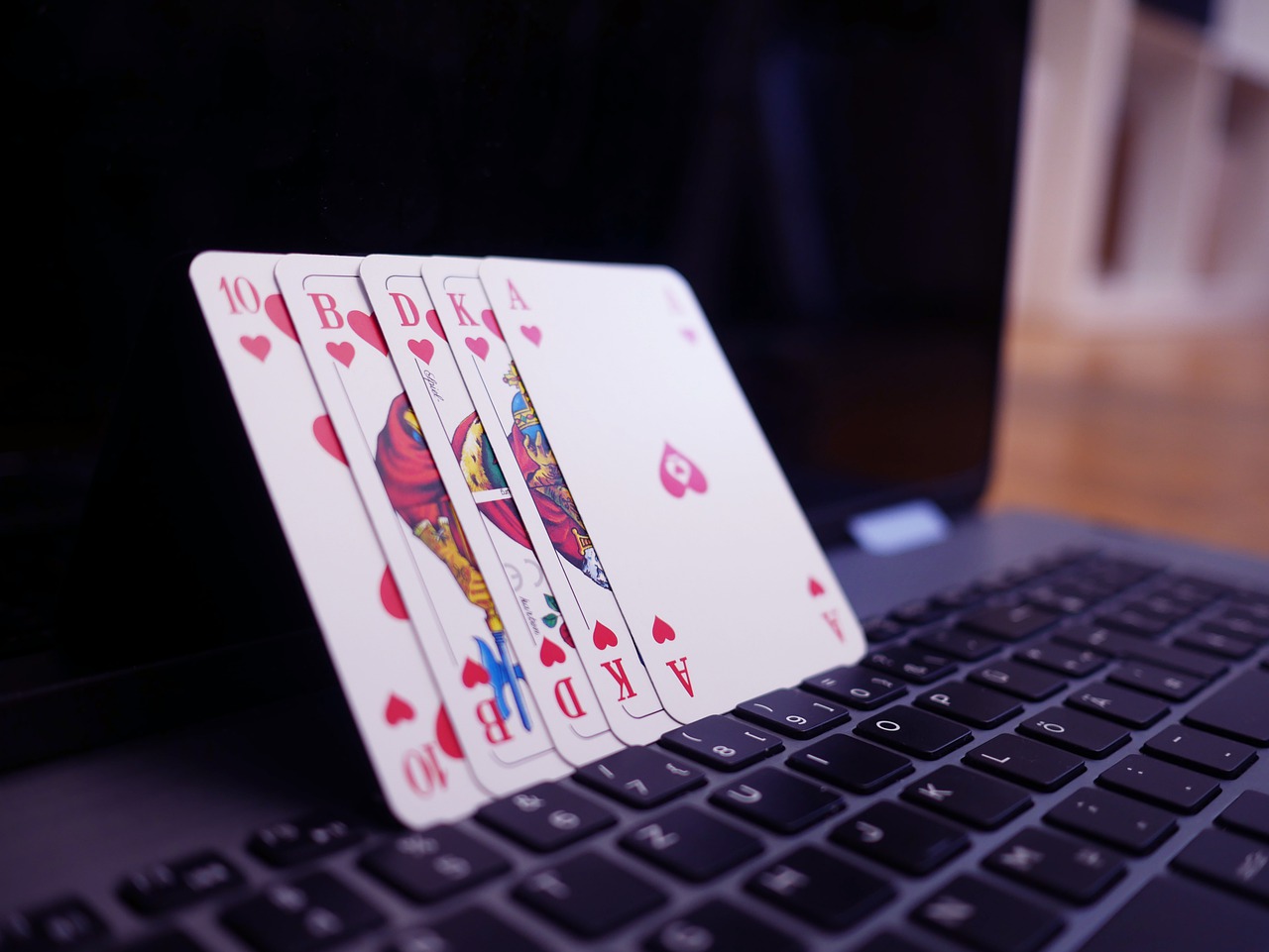 How Online Casinos Use Technology