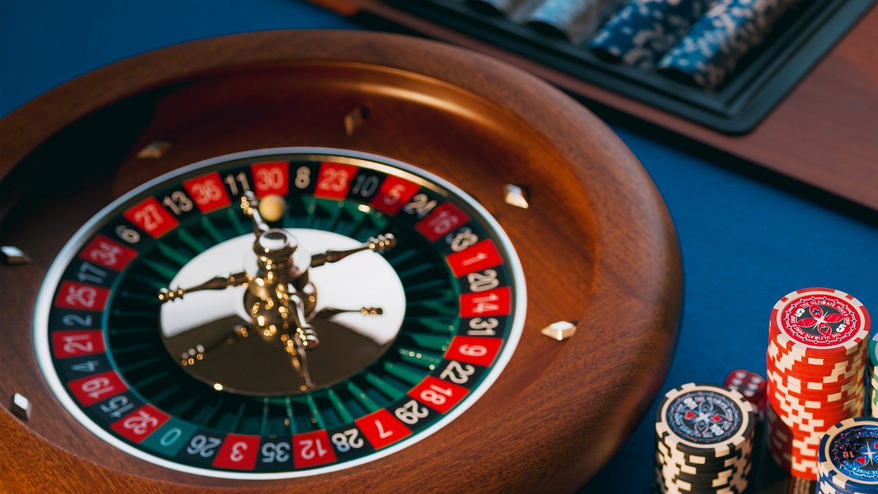 The Rising Popularity of Online Casinos: Why Young People Are Trying Them
