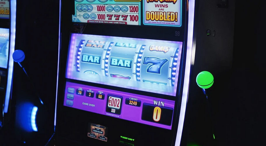 Why People Love Online Slot Games